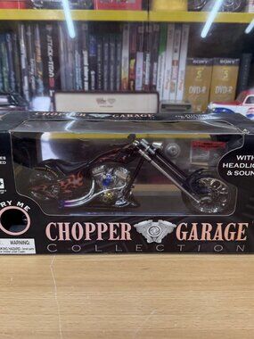 Chopper Garage Monster Chopper Flame Chopper 2004 Sound Headlight ** READ **